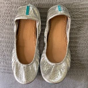 Tieks silver metallic size 6